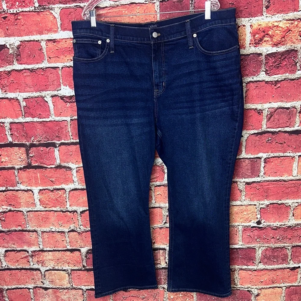 J. Crew Mid-rise flare crop jean in all-day stretch NWT size 35 US size 20 - Picture 4 of 15
